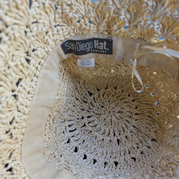 Anthropologie crochet bucket beach hat - Picture 6 of 6